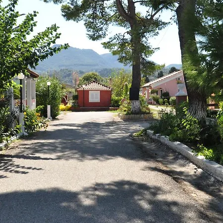 アパートホテル Tassos コルフ島